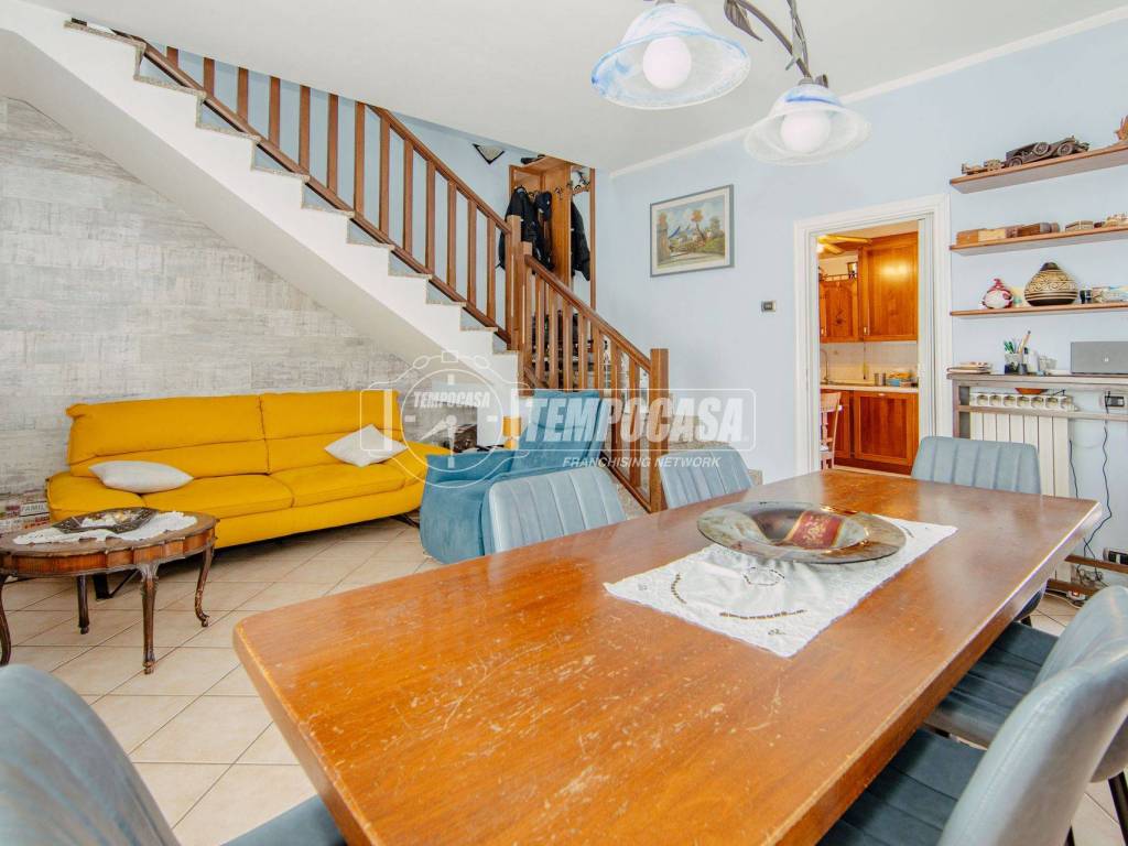 casa indipendente in vendita a Villanova d'Ardenghi