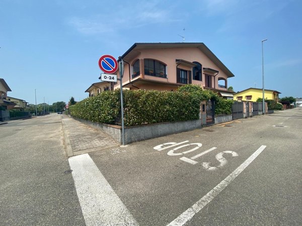 appartamento in vendita a Villanova d'Ardenghi