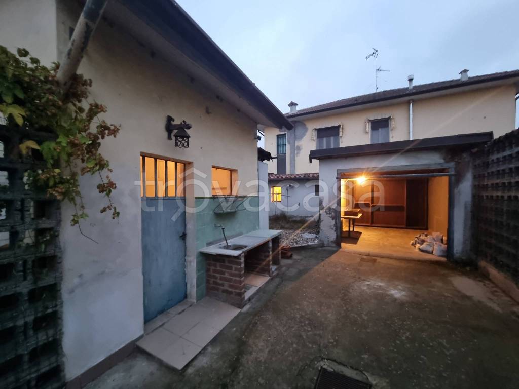 casa indipendente in vendita a Villanova d'Ardenghi