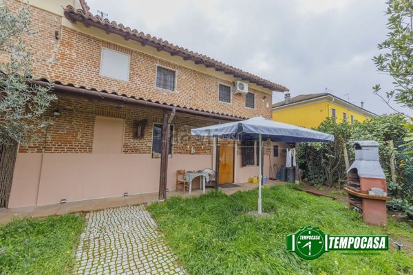 casa indipendente in vendita a Villanova d'Ardenghi