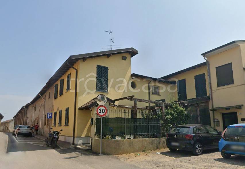 casa indipendente in vendita a Villanova d'Ardenghi
