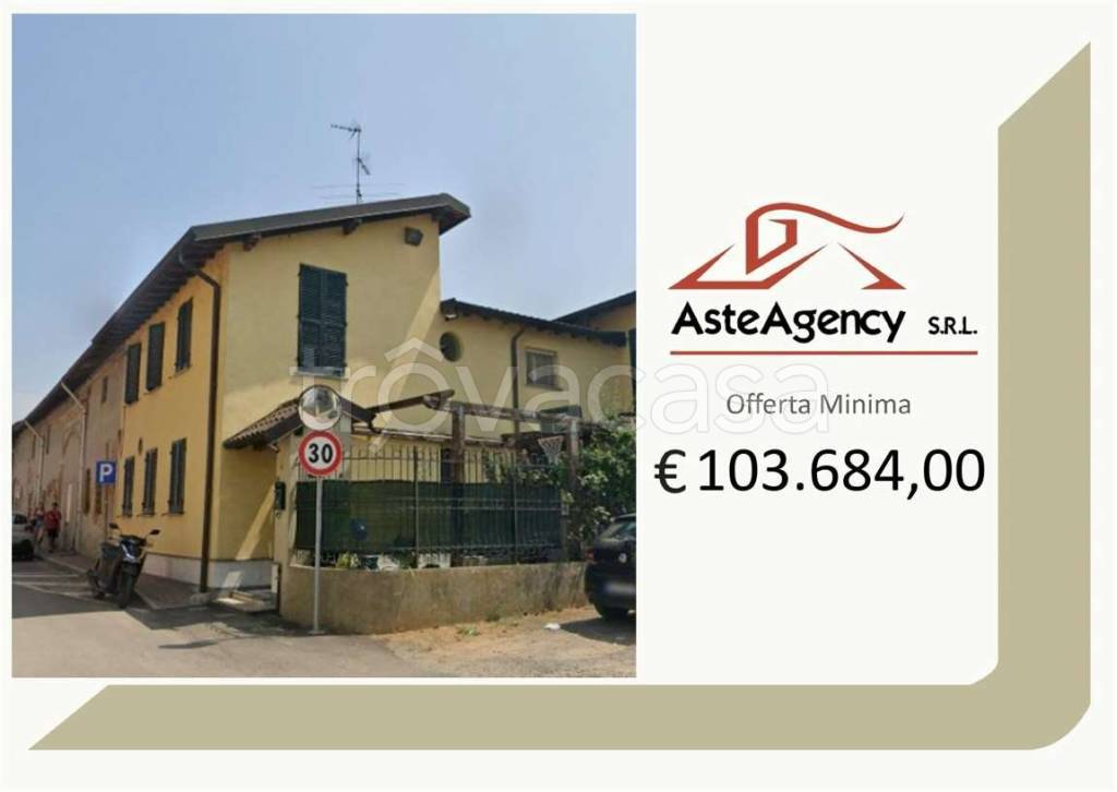 casa indipendente in vendita a Villanova d'Ardenghi