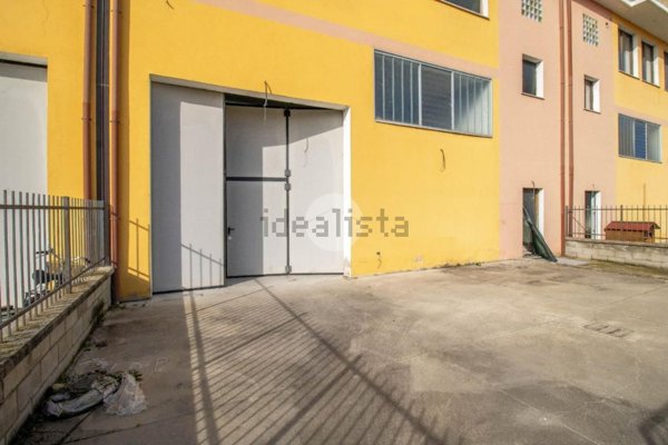 capannone in vendita a Villanterio