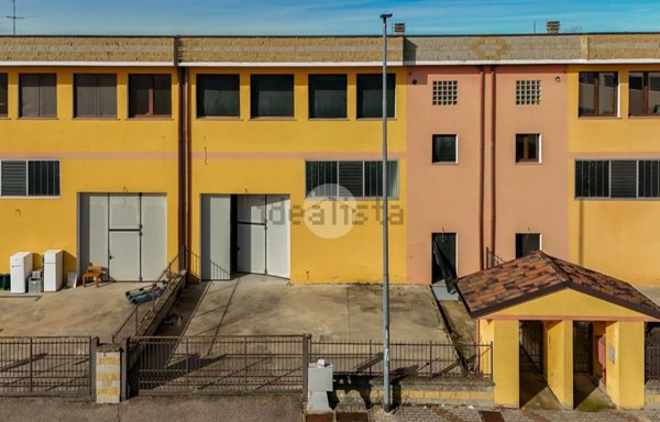 capannone in vendita a Villanterio