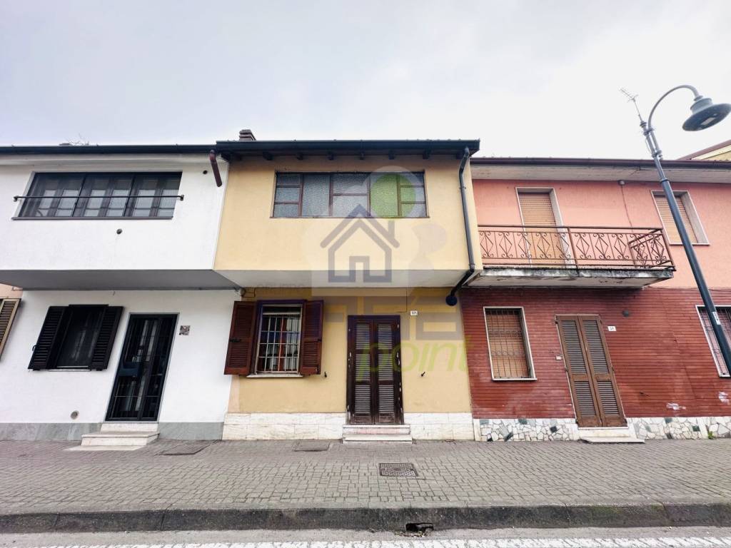 casa indipendente in vendita a Villanterio