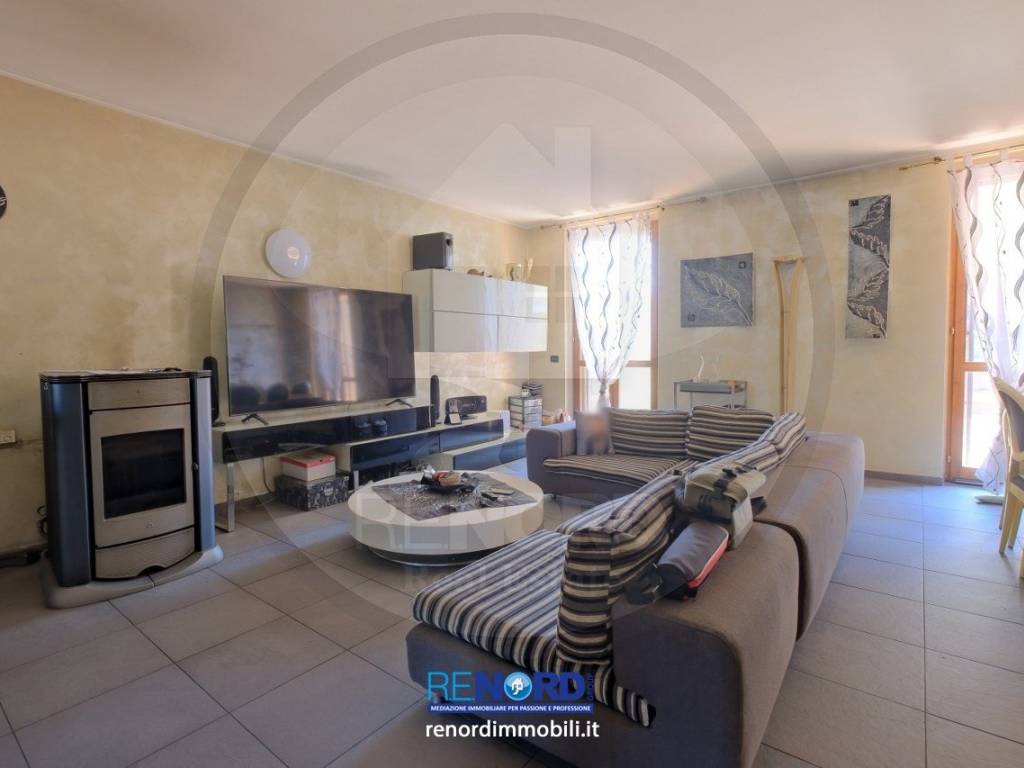 casa indipendente in vendita a Vistarino