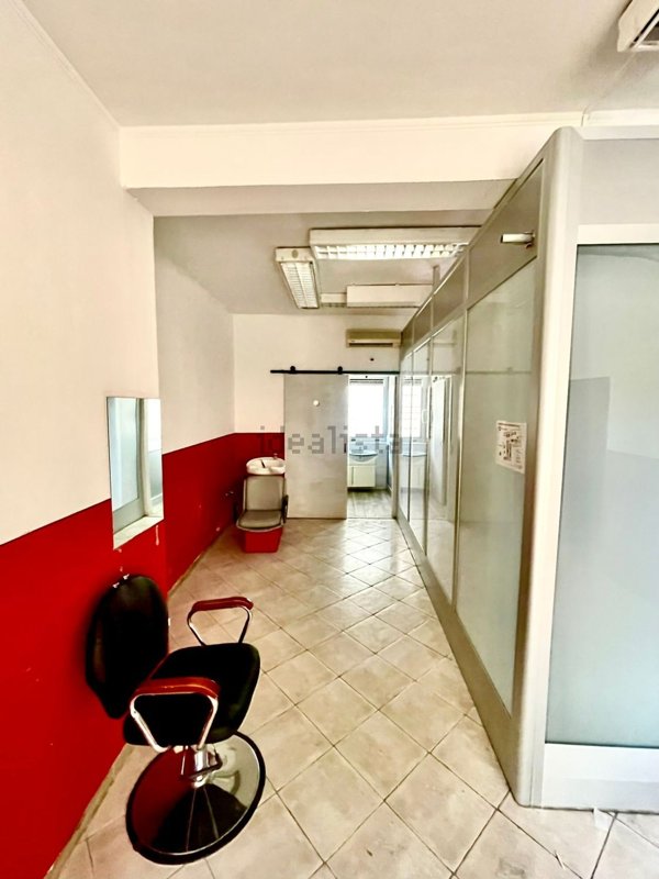 negozio in vendita a Vistarino