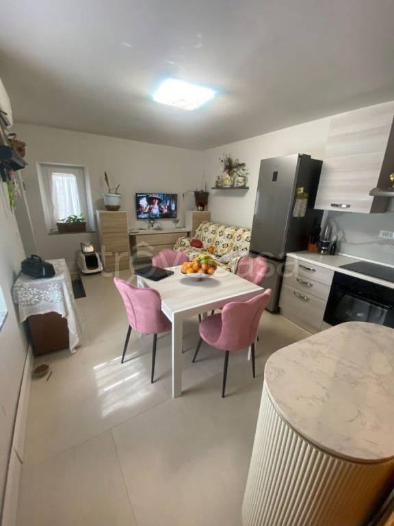 casa indipendente in vendita a Vistarino in zona Vivente