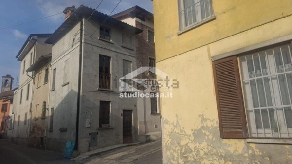 casa indipendente in vendita a Vistarino in zona Buttirago