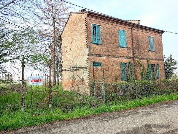 quadrivano in vendita a Voghera