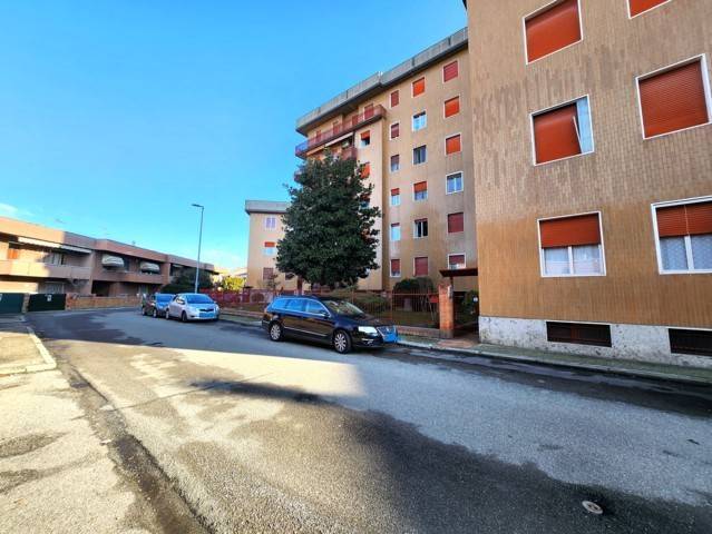 appartamento in vendita a Voghera