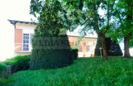casa indipendente in vendita a Voghera
