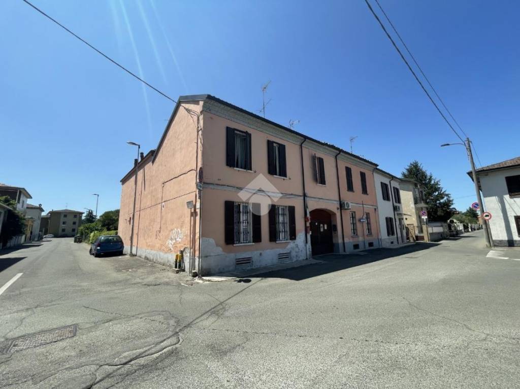 appartamento in vendita a Voghera