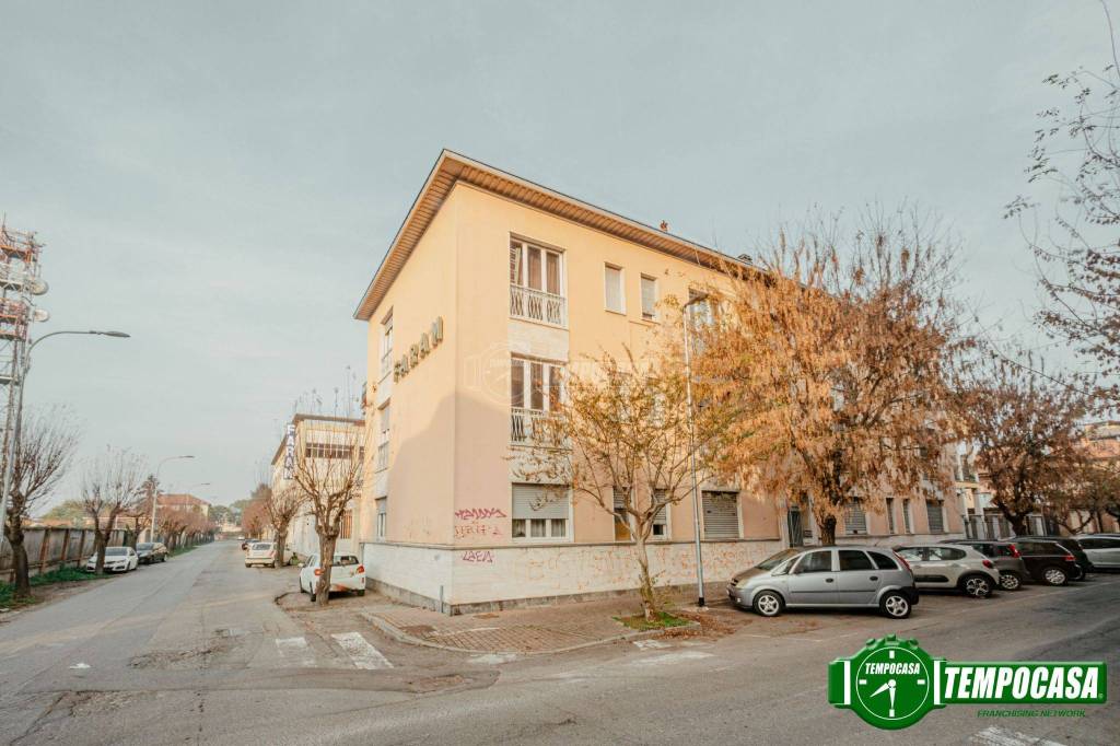 ufficio in vendita a Voghera