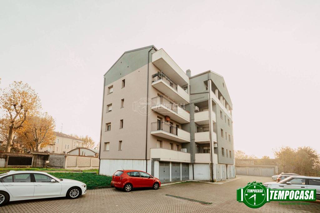 appartamento in vendita a Voghera