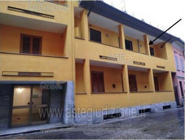 casa indipendente in vendita a Voghera