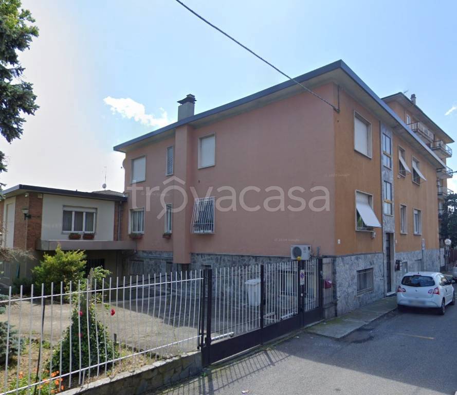 trivano in vendita a Voghera