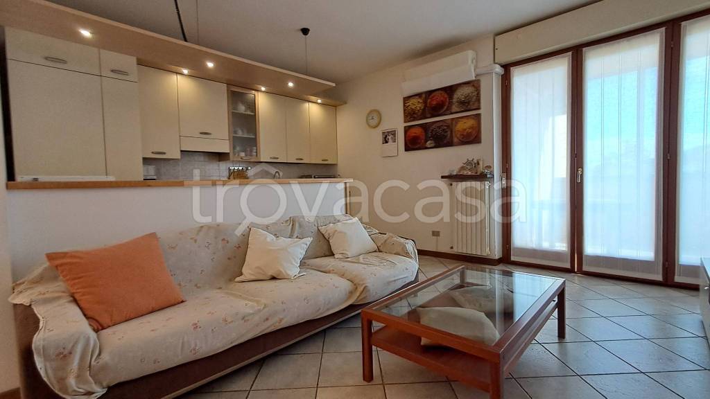 appartamento in vendita a Voghera