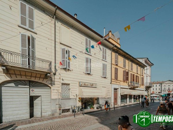 appartamento in vendita a Voghera