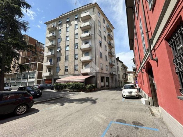 appartamento in vendita a Voghera