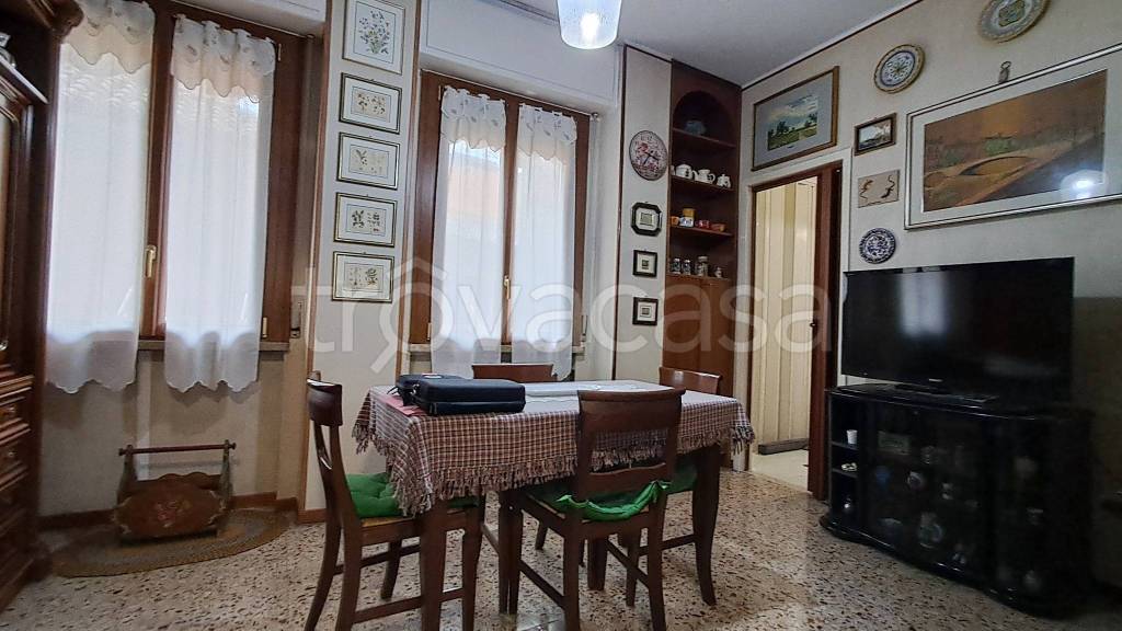 appartamento in vendita a Voghera