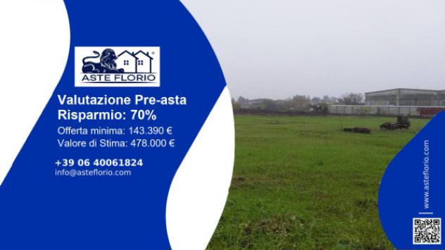 terreno edificabile in vendita a Voghera