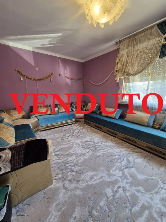 appartamento in vendita a Voghera in zona Medassino