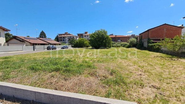 terreno agricolo in vendita a Voghera