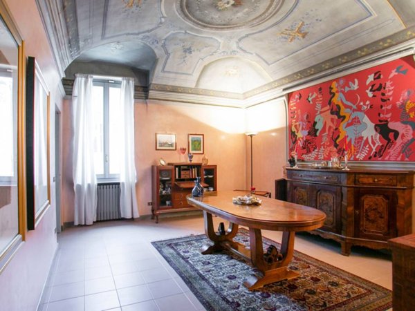casa indipendente in vendita a Voghera