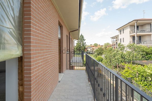 casa indipendente in vendita a Voghera