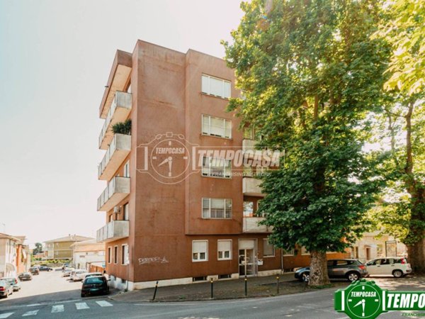 appartamento in vendita a Voghera in zona Campoferro