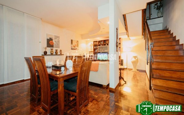 casa indipendente in vendita a Voghera