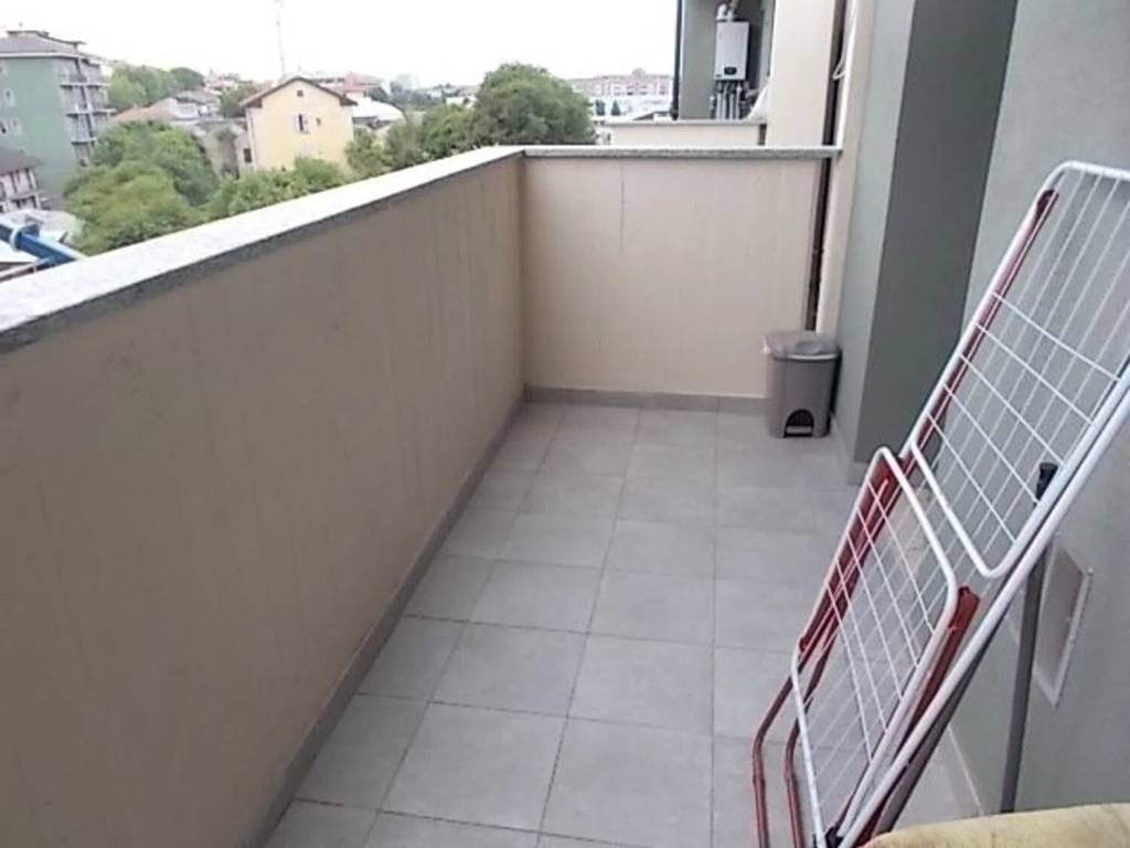 appartamento in vendita a Voghera in zona Campoferro
