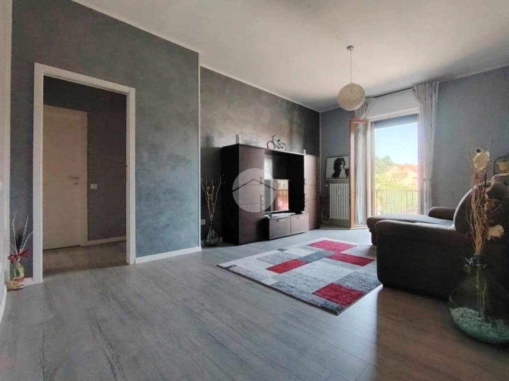 appartamento in vendita a Voghera in zona Medassino