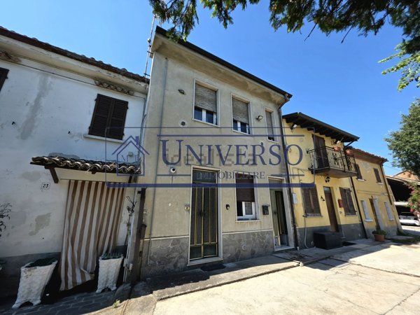 appartamento in vendita a Voghera in zona Torremenapace