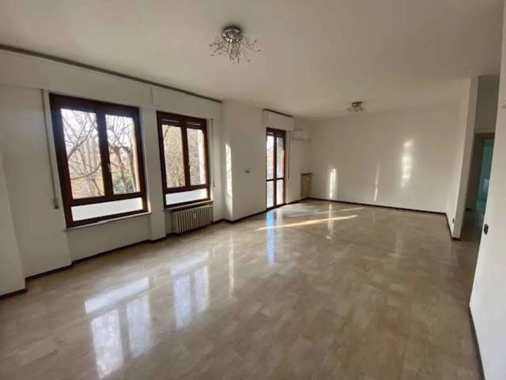 appartamento in vendita a Voghera