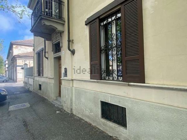 casa indipendente in vendita a Voghera