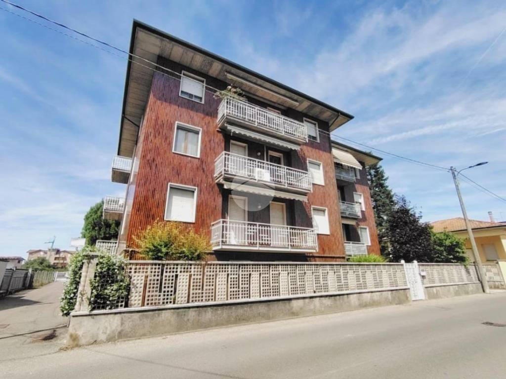appartamento in vendita a Voghera