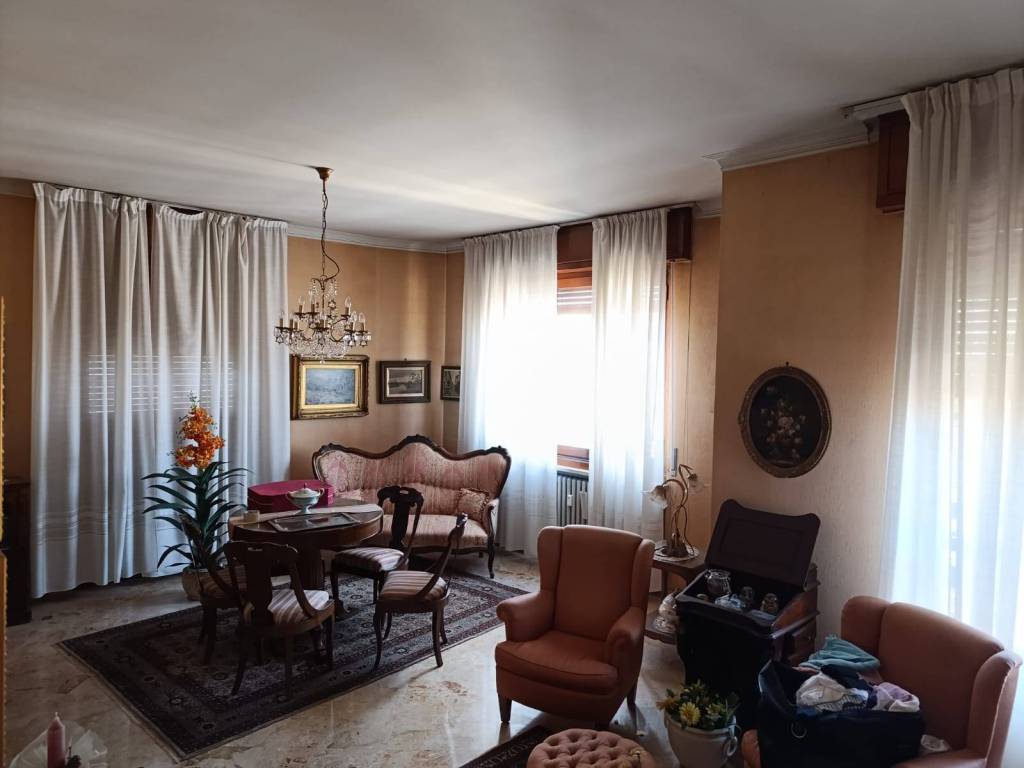 appartamento in vendita a Voghera