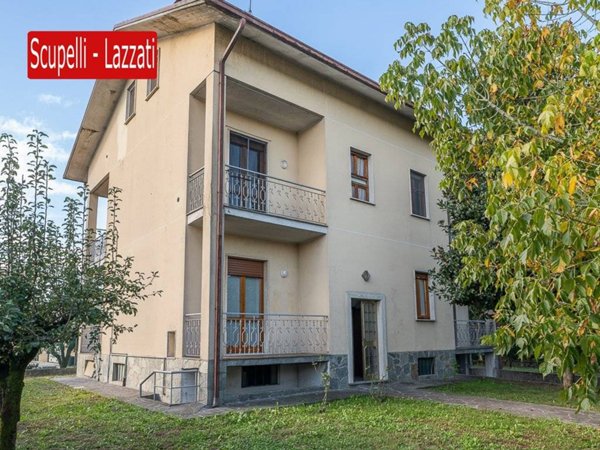 casa indipendente in vendita a Voghera in zona Campoferro