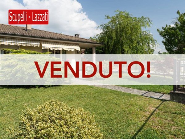 casa indipendente in vendita a Voghera in zona Campoferro