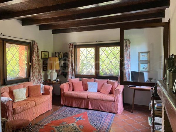 casa indipendente in vendita a Voghera