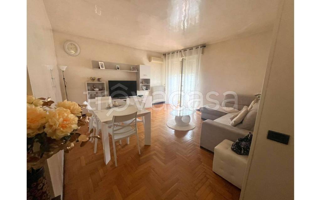 appartamento in vendita a Voghera