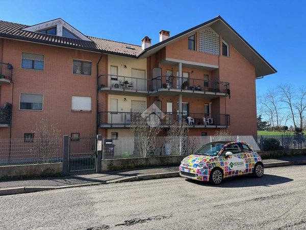 appartamento in vendita a Voghera in zona Medassino