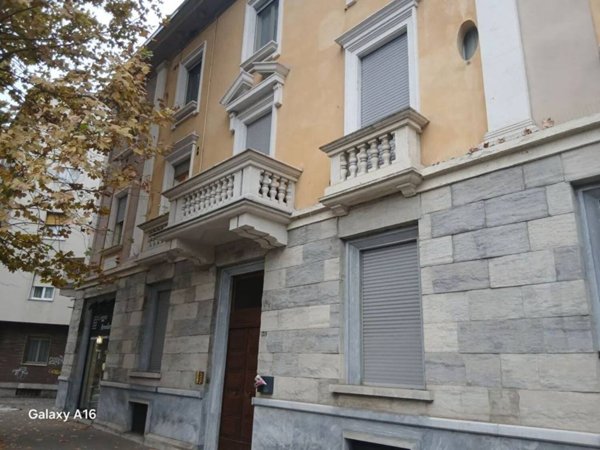 appartamento in vendita a Voghera in zona Medassino