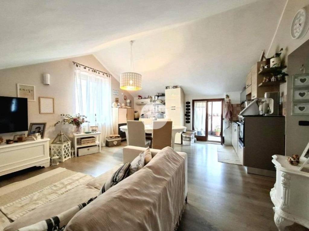 appartamento in vendita a Voghera