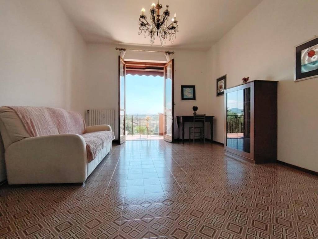 appartamento in vendita a Voghera