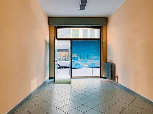 ufficio in vendita a Voghera