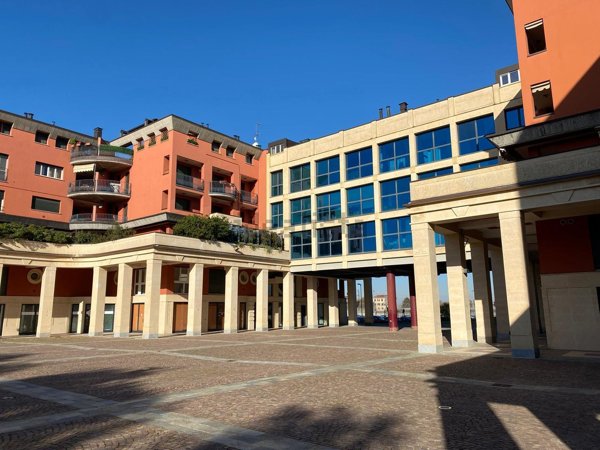 ufficio in vendita a Voghera
