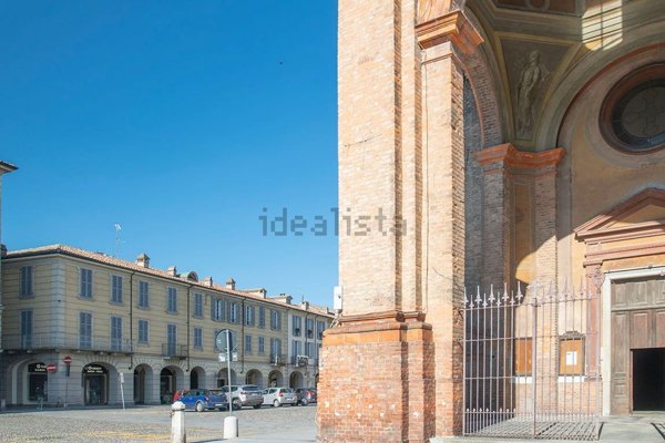 ufficio in vendita a Voghera